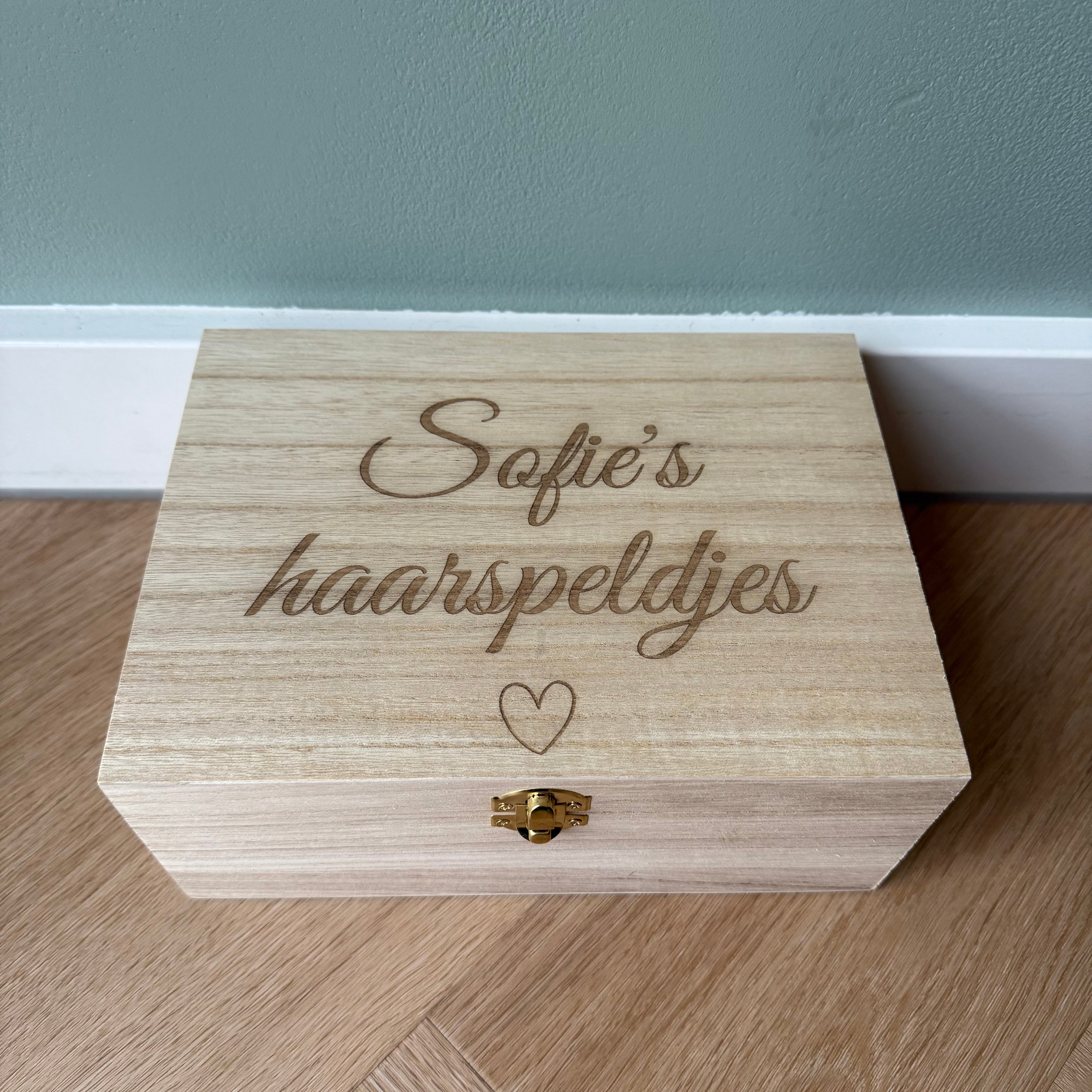 Haarspeldjes kist met naam