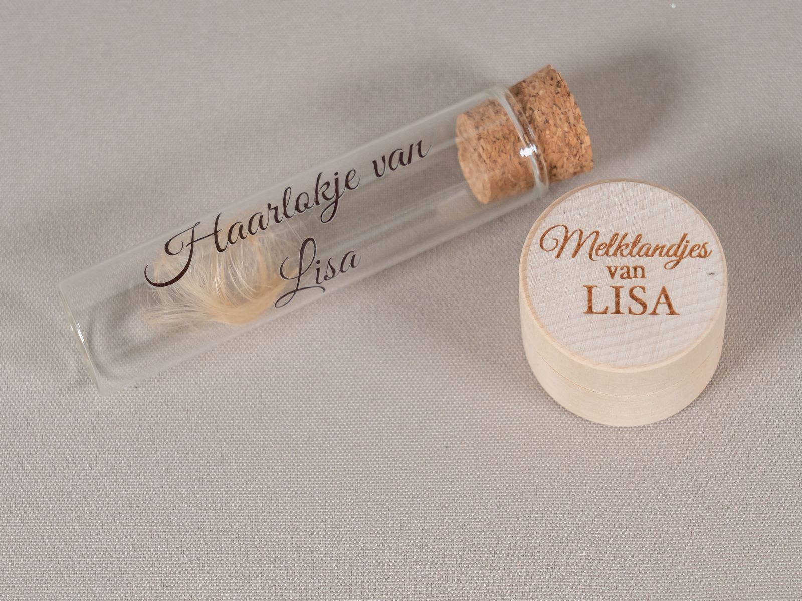 bewaarset Tandendoosje en haarlok reageerbuisje, met naam - Leuk en Mooi